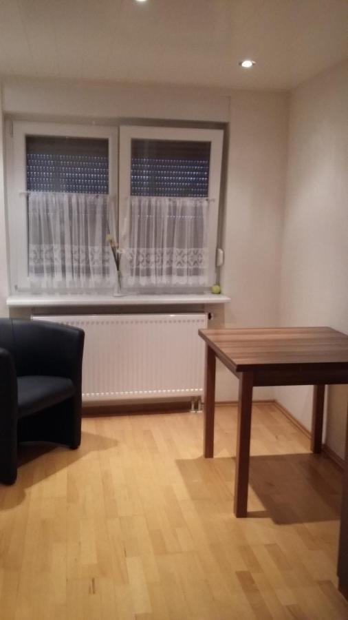Zimmervermietung Iris Und Erich Pfungstadt Buitenkant foto